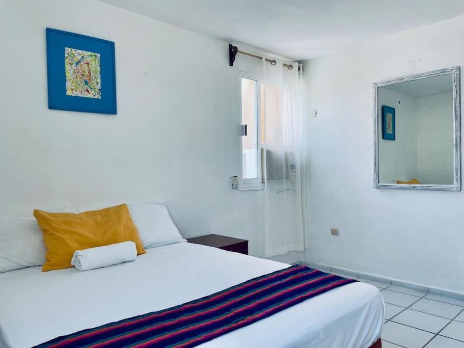 Punta Me Apartments & Rooms Near The Punta Sam Ferry Beach Cancún Esterno foto