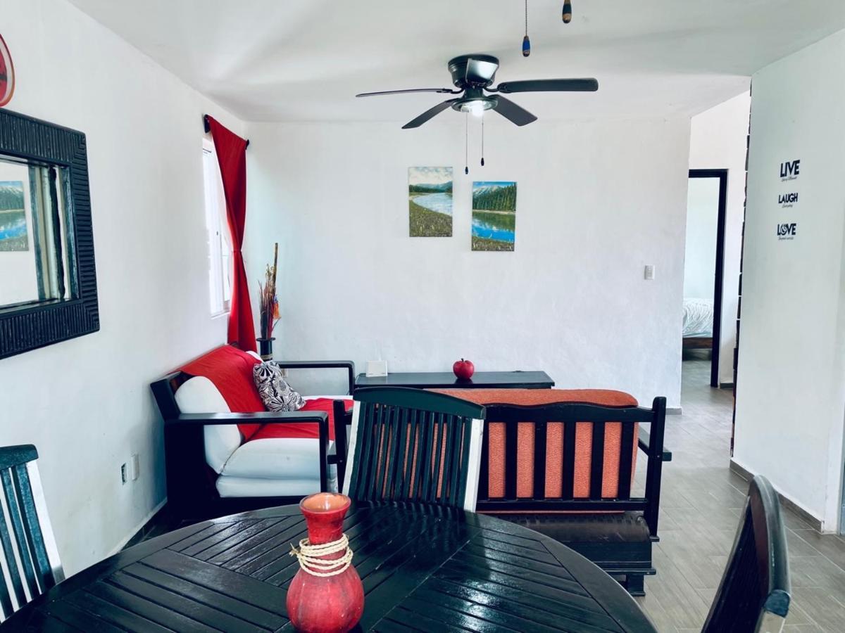 Punta Me Apartments & Rooms Near The Punta Sam Ferry Beach Cancún Esterno foto